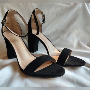 NWOT Madden Girl Women's Black Beella Block Heel Sandals Sz 8.5